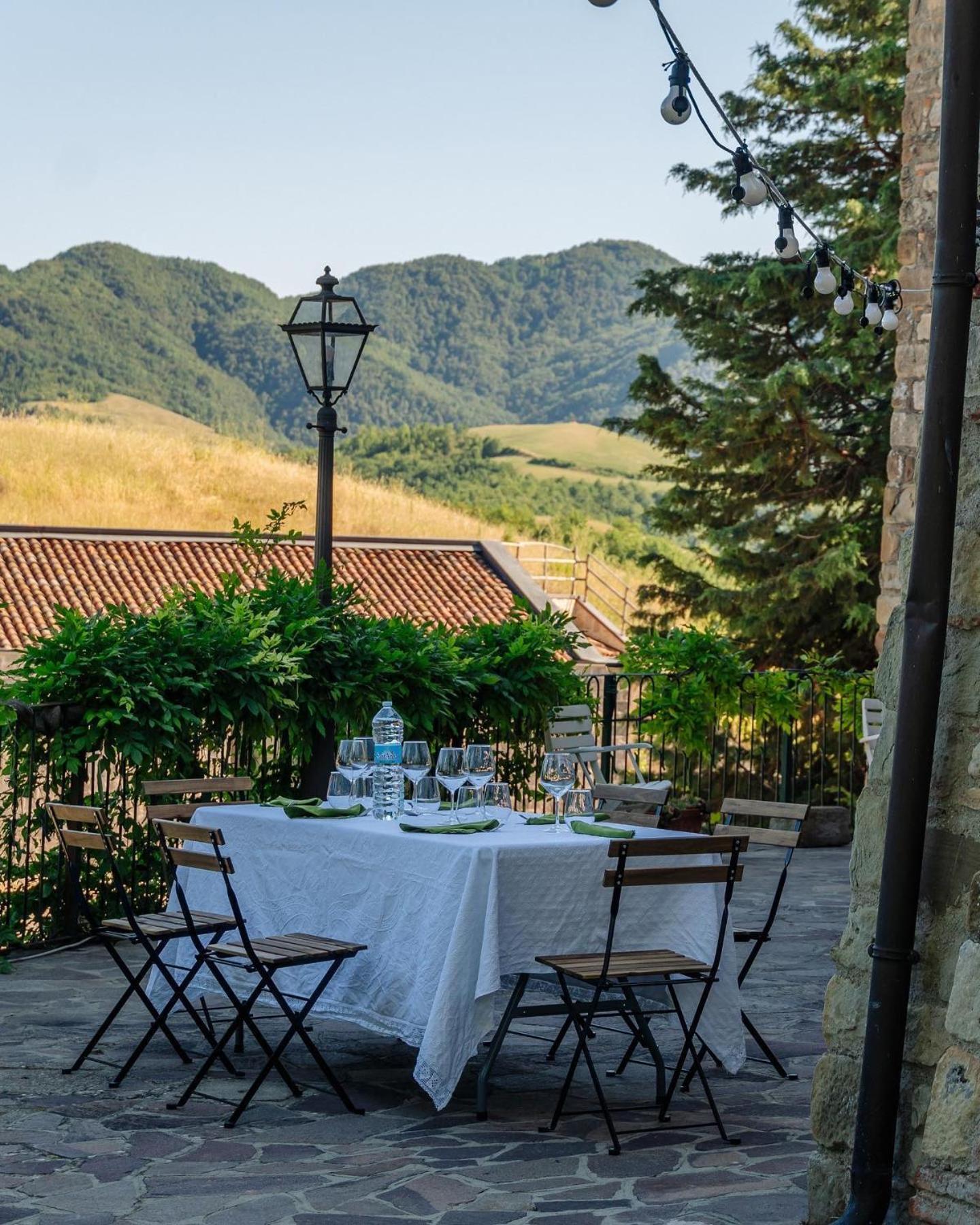 Tenuta Folesano Wine Estate 13Th Century มาร์ซาบอตโต ภายนอก รูปภาพ